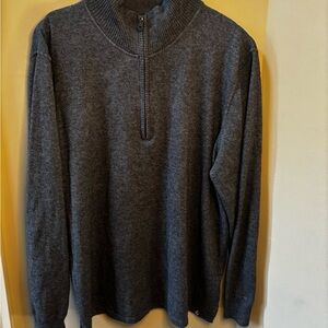 The North Face Men's Gray Half-Zip Sweater